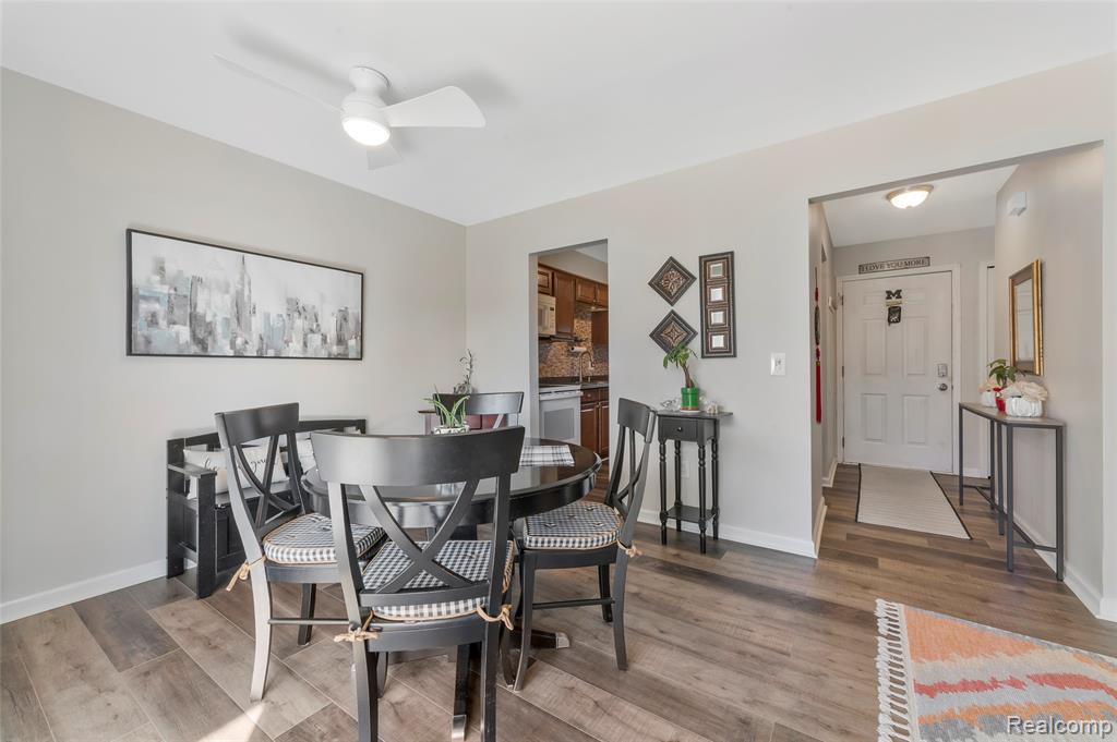 33585 Pondview Circle, 116, Livonia, MI 48152 — Photo 8