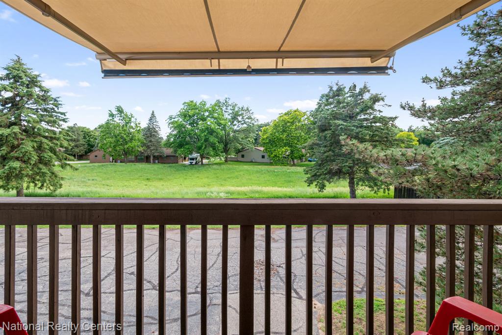 7777 Pontiac Lake Road, Waterford, MI 48327 — Photo 13