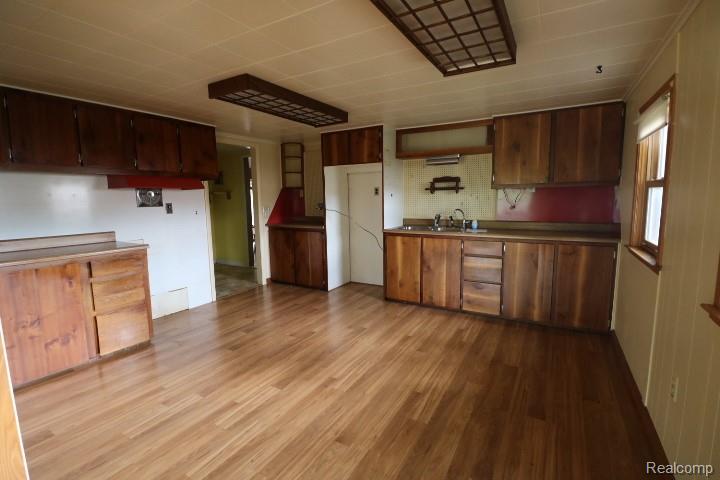 6048 N Lapeer Road, Fostoria, MI 48435 — Photo 8
