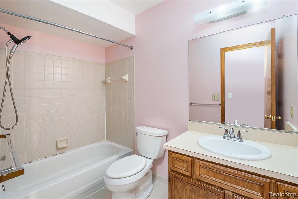 5434 Bowden Court, Warren, MI 48091 — Photo 19