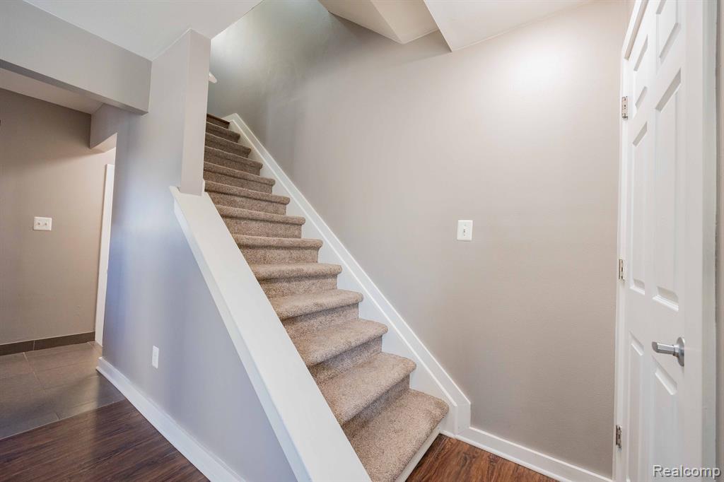 8364 ALTON Street, Canton, MI 48187 — Photo 14