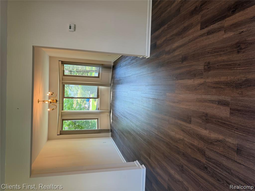 7043 Foxridge Drive, Canton, MI 48187 — Photo 5