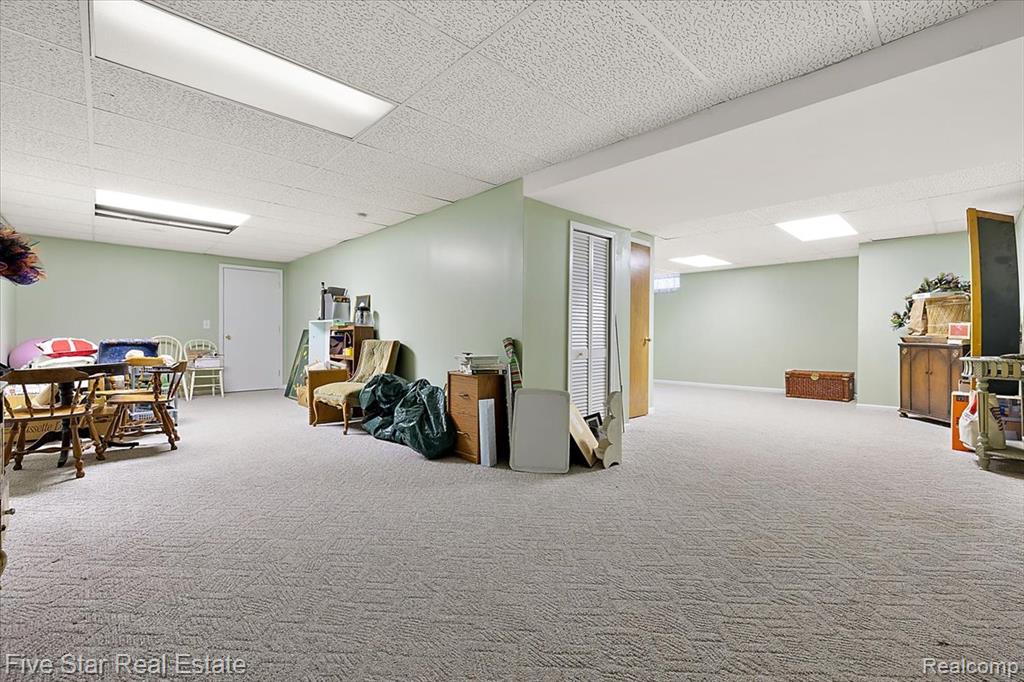 6586 Pontiac Lake Road, 1, Waterford, MI 48327 — Photo 37
