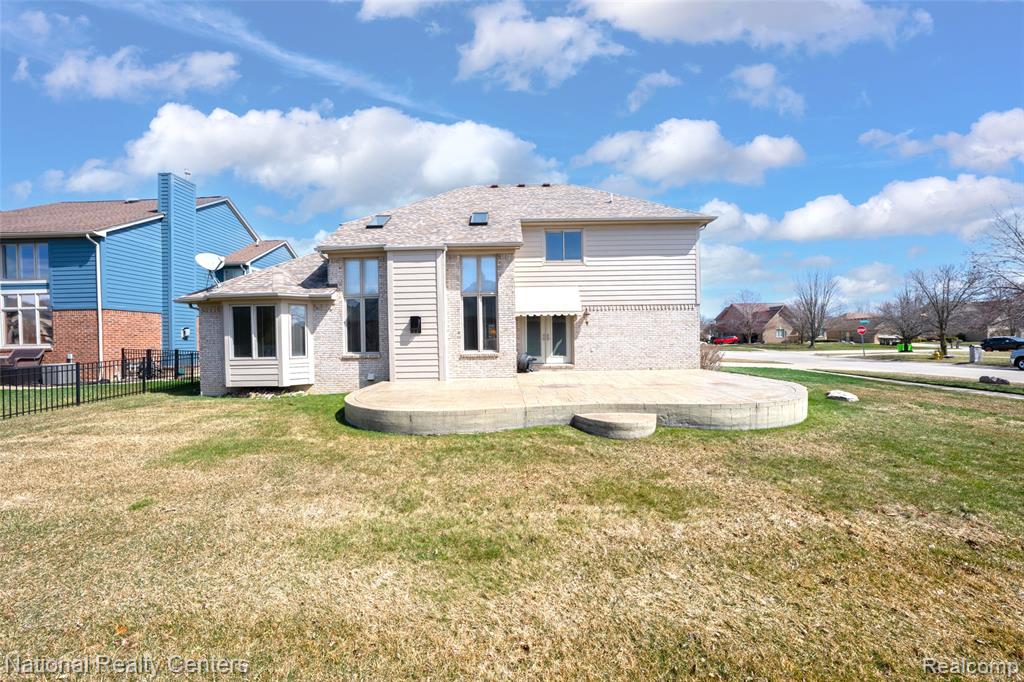 56175 Saint Andrews Drive, Macomb, MI 48042 — Photo 25