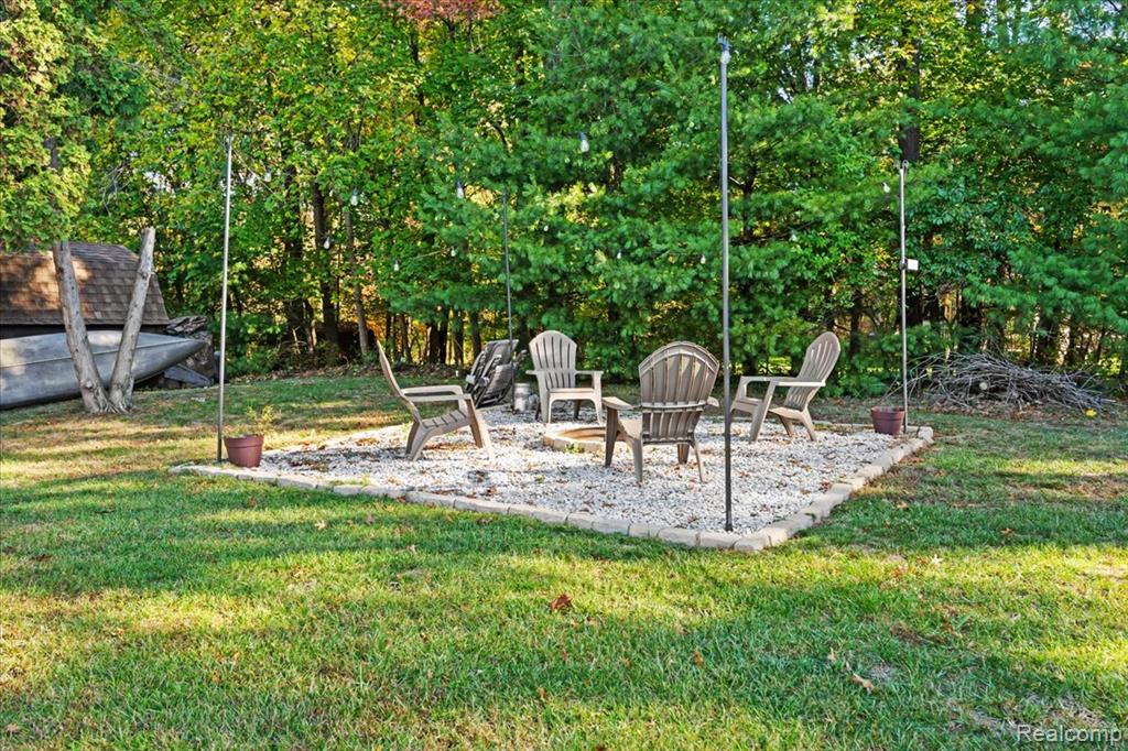 5265 Greenfield Road, Brighton, MI 48114 — Photo 25