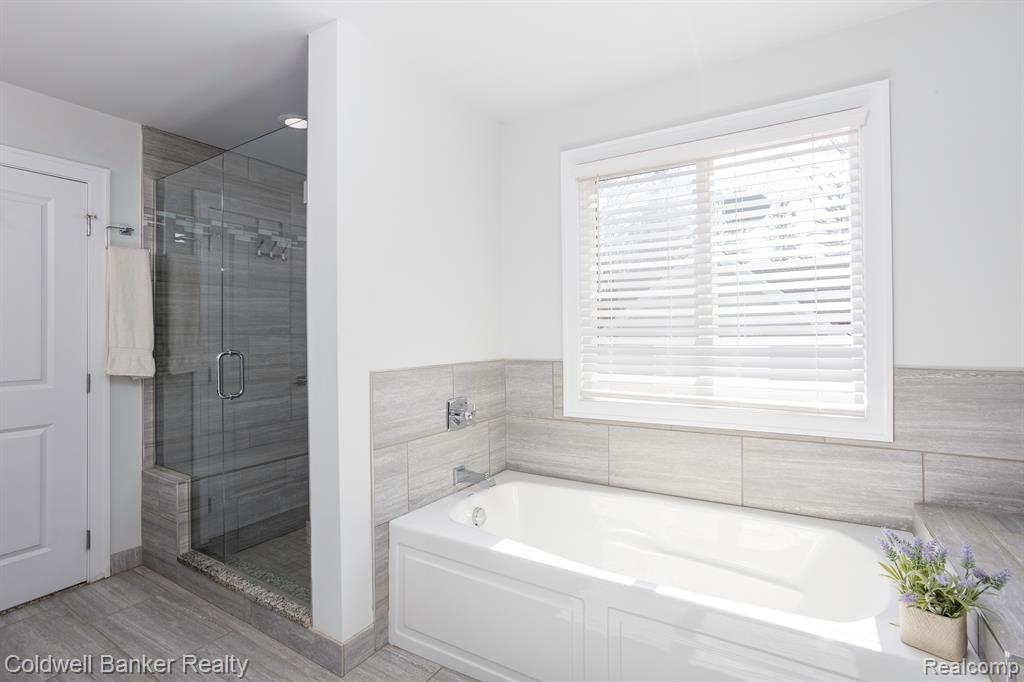 15553 Robinwood Drive, Northville, MI 48170 — Photo 29