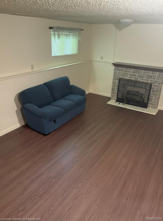 6073 Ballard Dr, Flint, MI 48505 — Photo 6