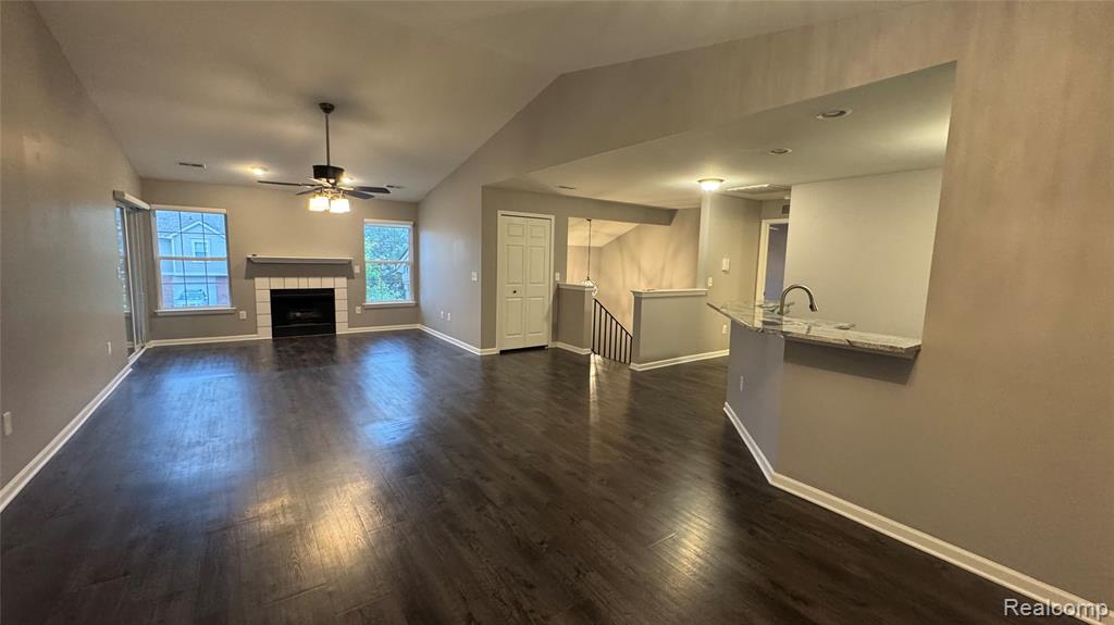 15228 Yale Drive, 257, Clinton Twp, MI 48038 — Photo 3