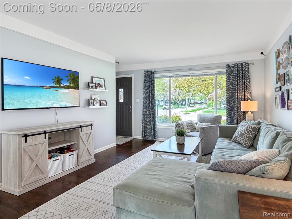 1274 Fontaine Avenue, Madison Heights, MI 48071 — Photo 5