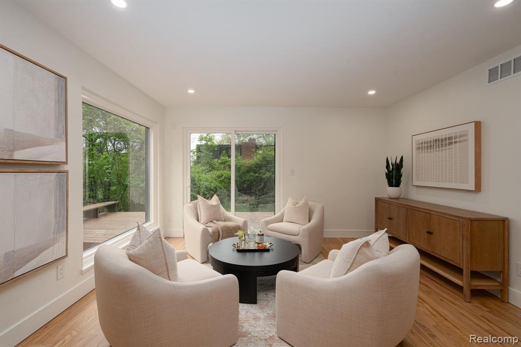 1907 Raymond Place, Bloomfield Hills, MI 48302 — Photo 15