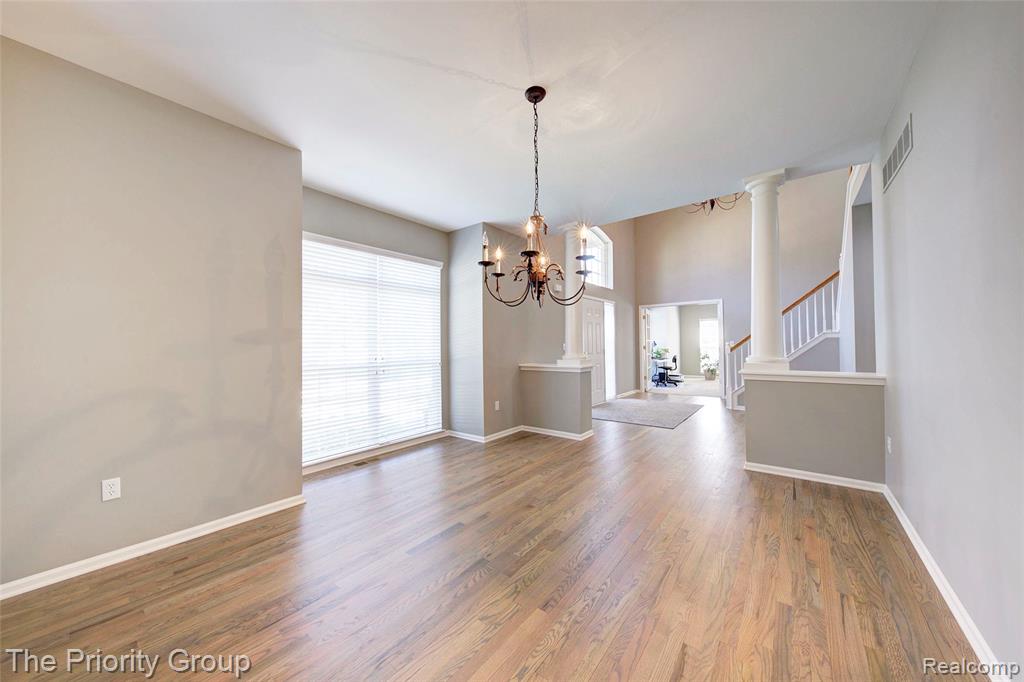 6083 Village Court, Clarkston, MI — Photo 9