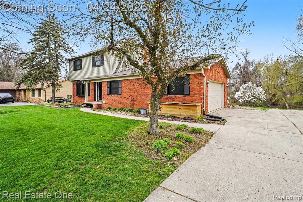 4819 Bretton Lane, Highland, MI 48356 — Photo 3