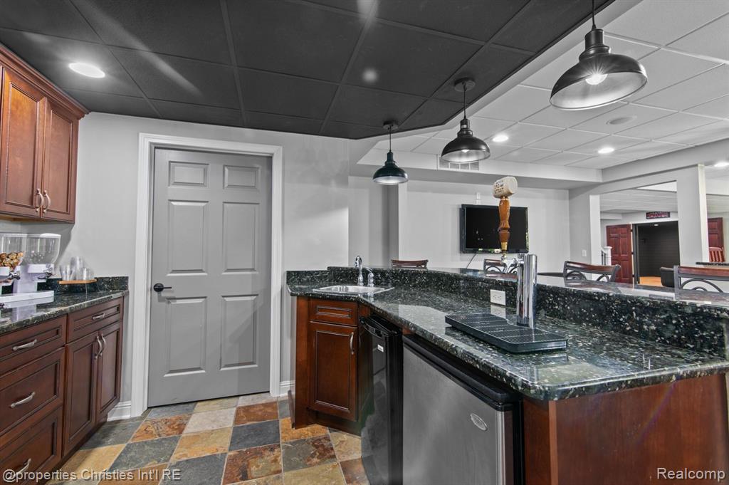 48252 BINGHAMPTON, Northville, MI 48168 — Photo 39
