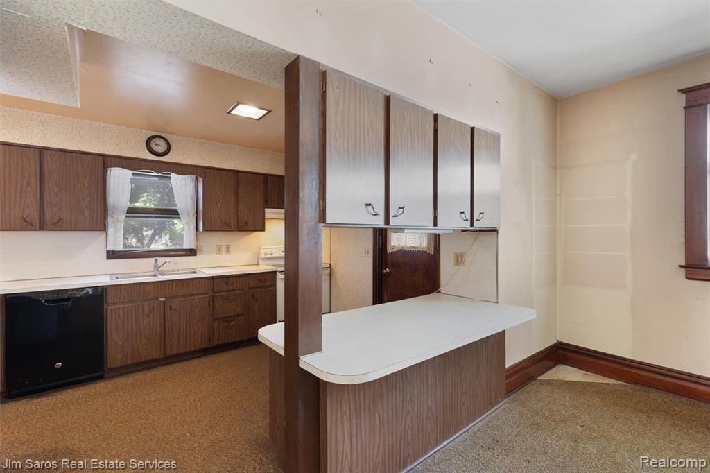 432 Prairie Street, Charlotte, MI 48813 — Photo 9