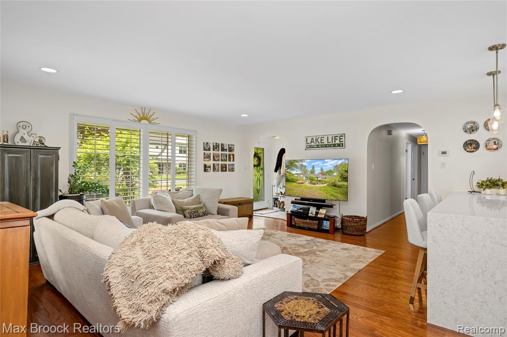 6485 Thurber Road, Bloomfield Hills, MI 48301 — Photo 10