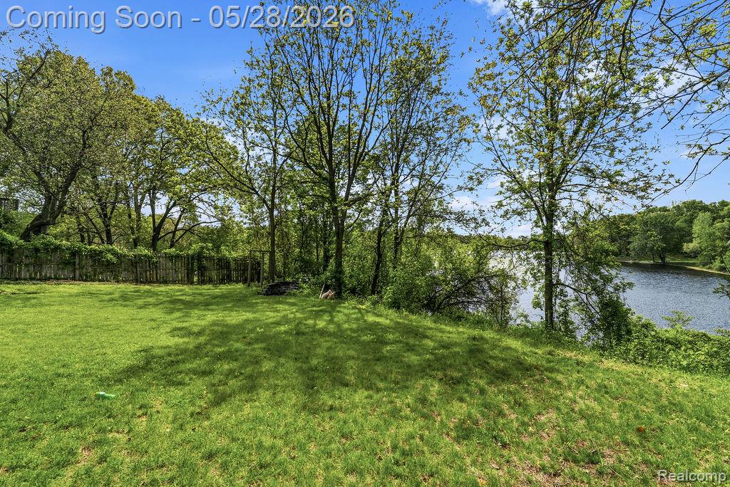 233 Peninsula Lake Drive, Highland, MI — Photo 39