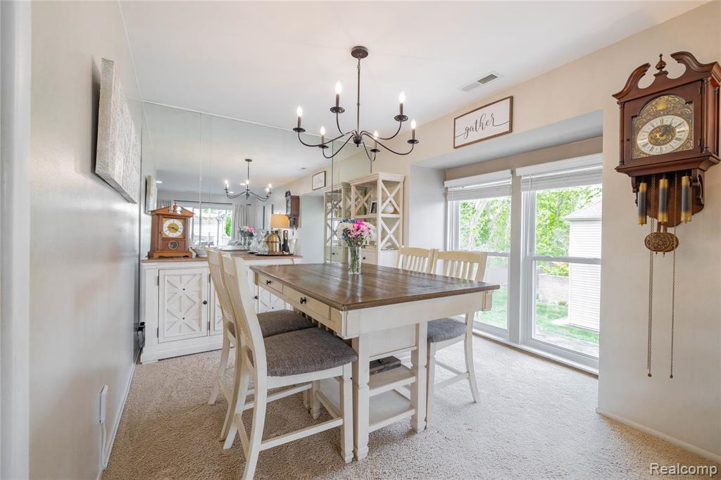 8095 Colony Drive, 22, Grosse Ile, MI 48138 — Photo 10