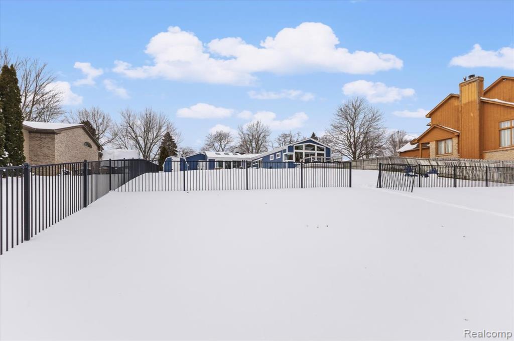 3301 Mann Road, Clarkston, MI, 00000