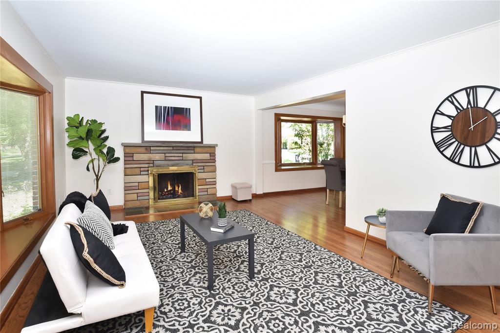 18146 Riverside Drive, Beverly Hills, MI 48025 — Photo 7