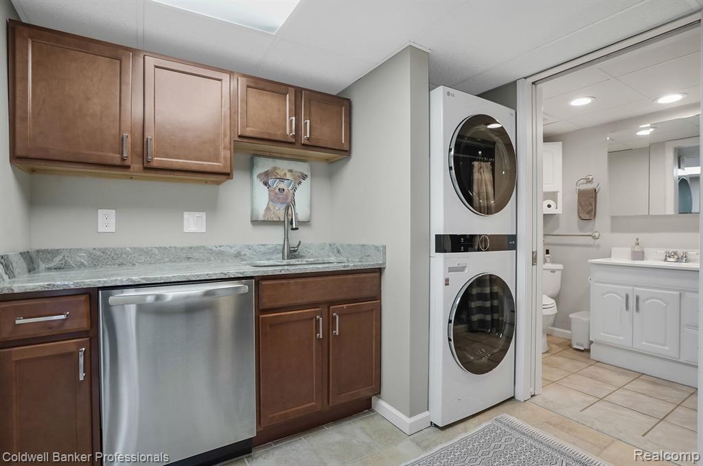 400 RED OAK LANE Lane, Rochester Hills, MI 48307 — Photo 28