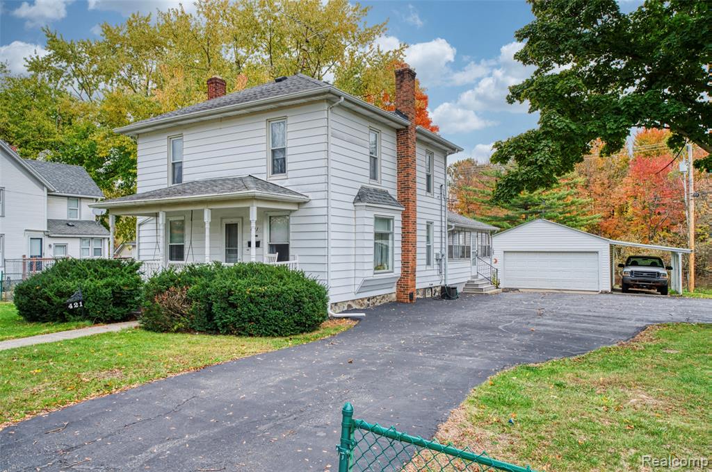 421 West Street, Howell, MI 48843 — front exterior
