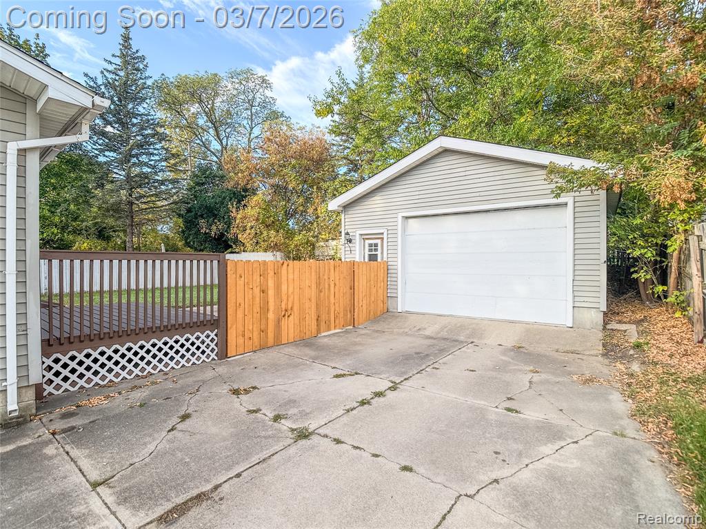 405 Lincoln Street, Fenton, MI 48430 — Photo 57