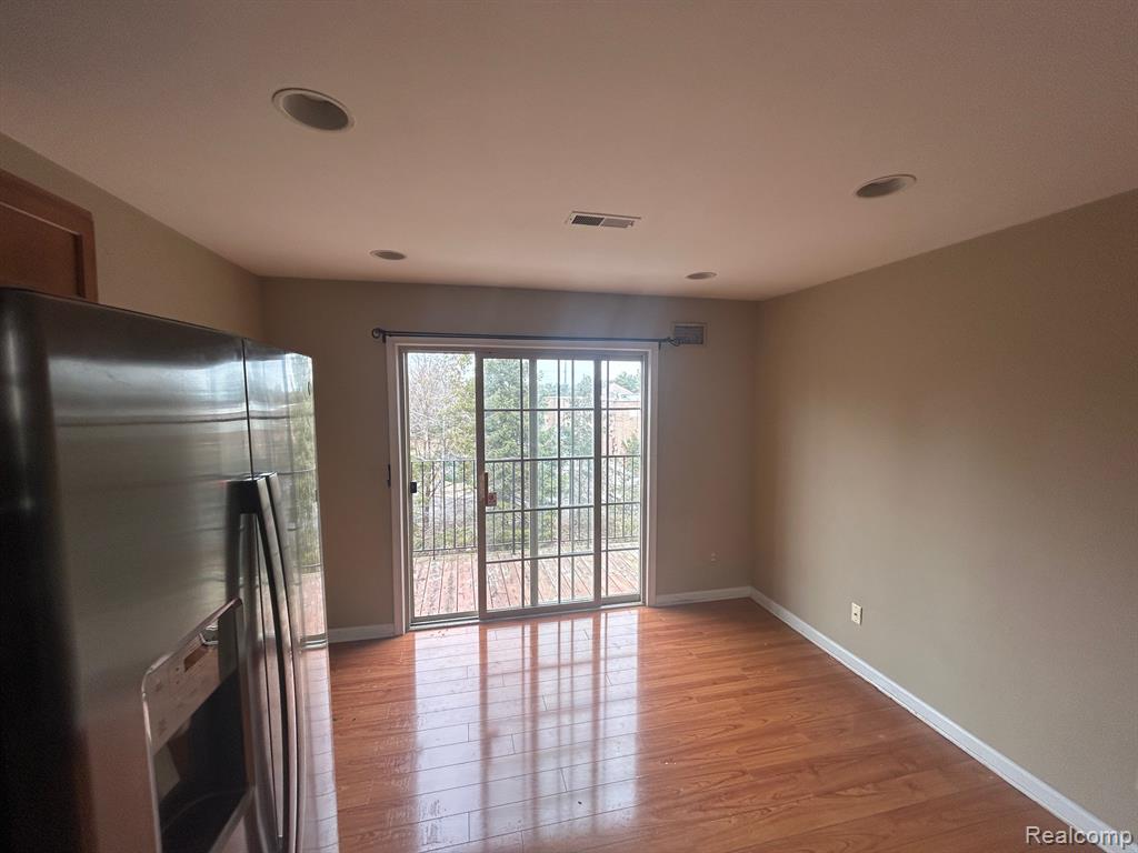 39460 SPRINGWATER Drive, Northville, MI — Photo 11