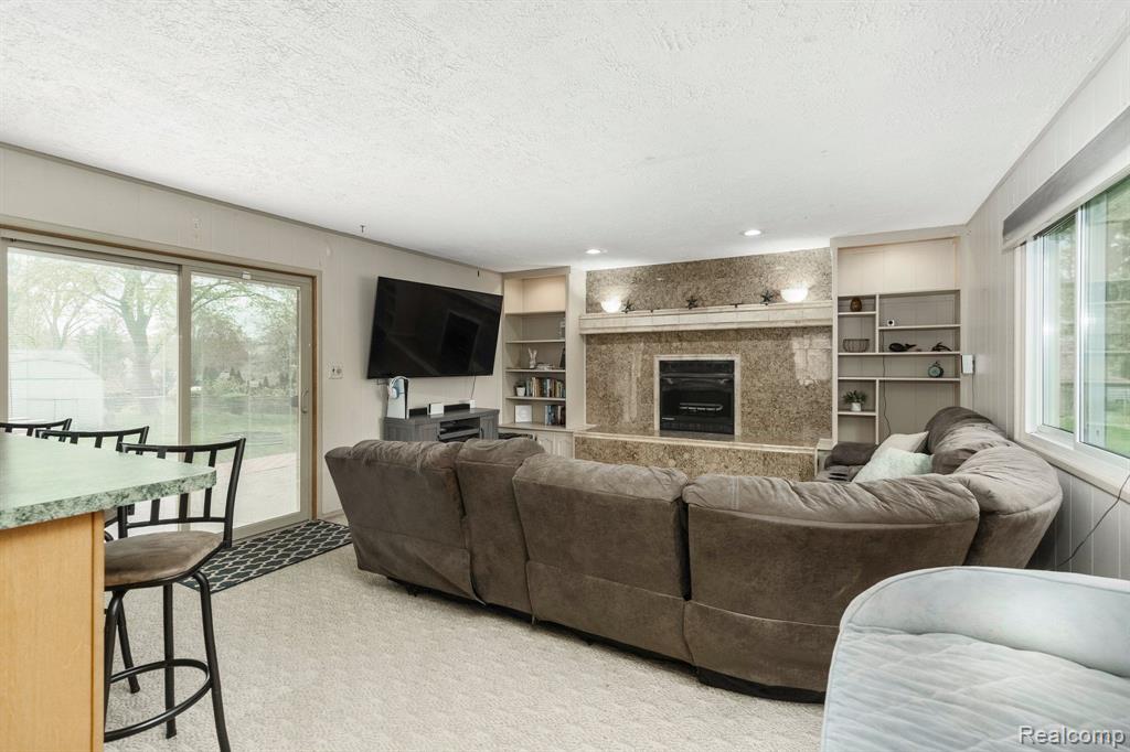 779 JOYCEIL Drive, Waterford, MI 48328 — Photo 23