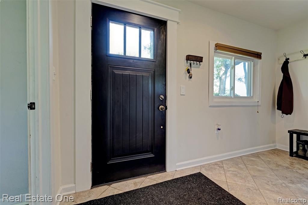 1505 S Lake Pleasant Road, Attica, MI 48412 — Photo 3