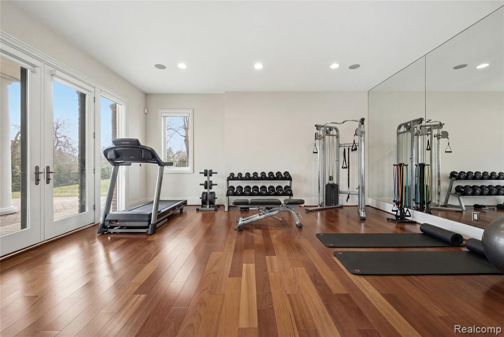 5230 Clarendon Crest Street, Bloomfield Hills, MI 48302 — Photo 43
