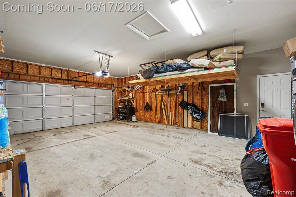 19120 Pembridge Street, Macomb, MI 48042 — Photo 30