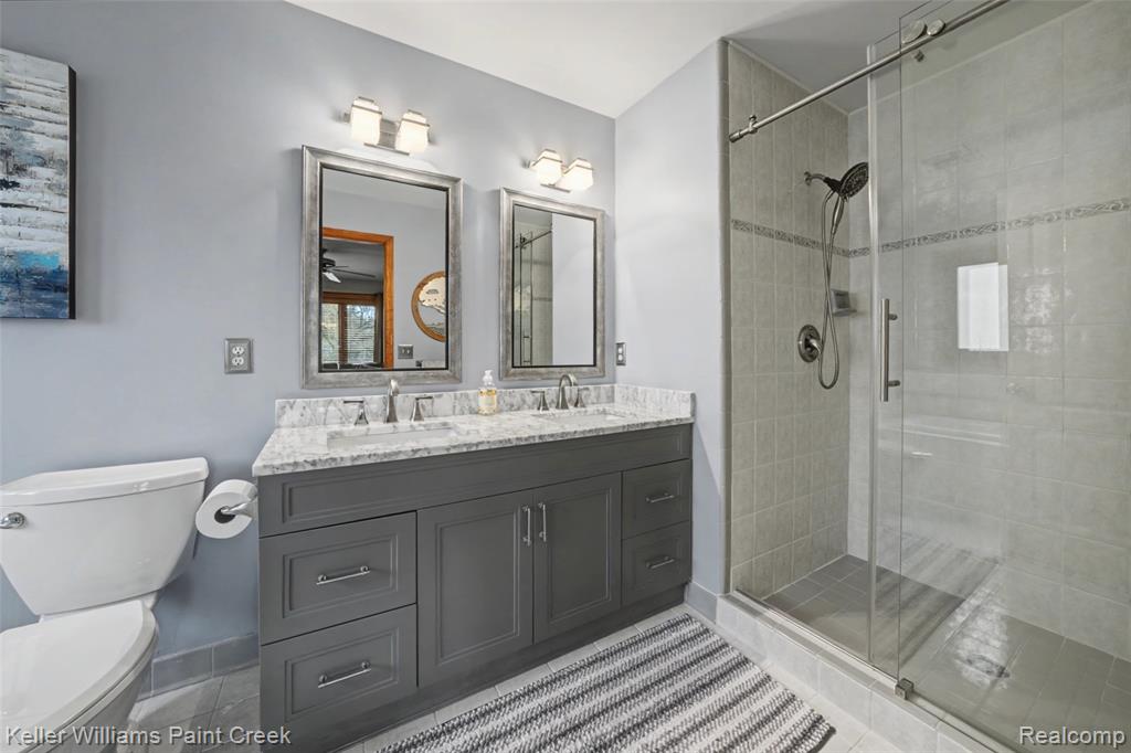 247 Glenmoor Drive S, Rochester, MI 48307 — Photo 32