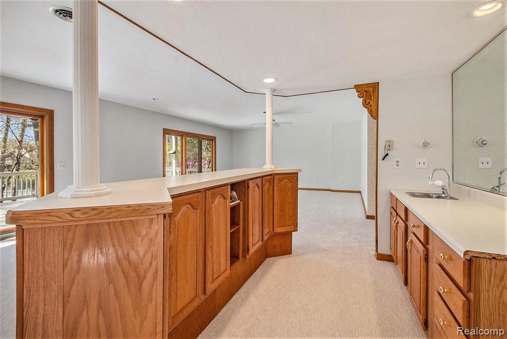 4592 GLEN EAGLES Drive, Brighton, MI 48116 — Photo 31