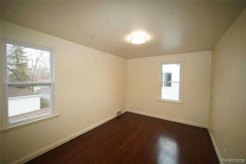 7241 W Outer Drive, Detroit, MI 48235 — Photo 15