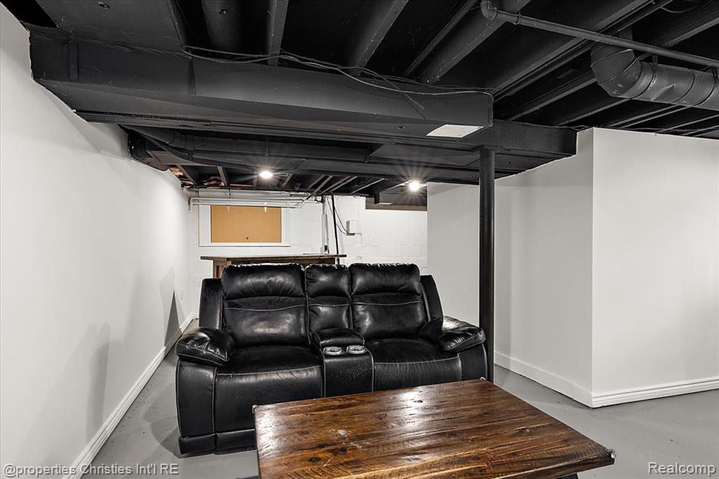 524 Oakland Avenue, Birmingham, MI 48009 — Photo 35