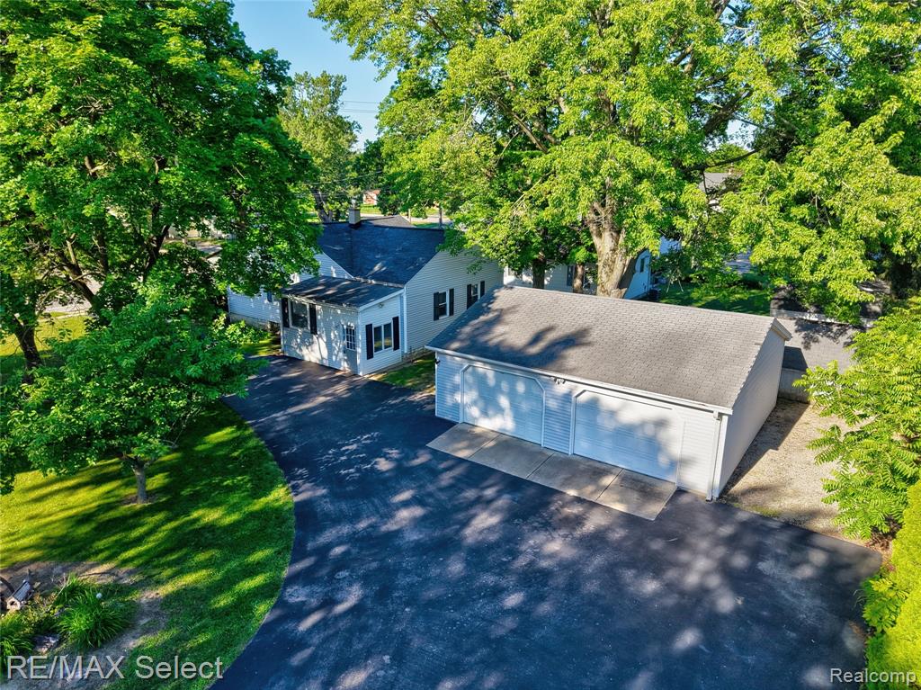 406 E Vienna Street, Clio, MI 48420 — Photo 9