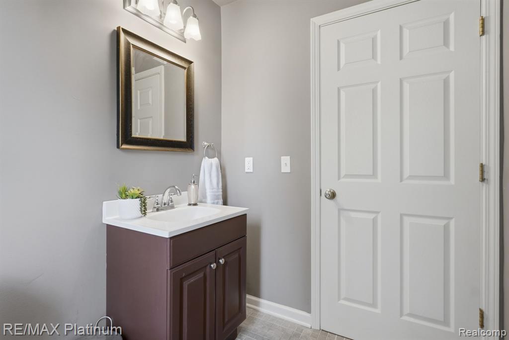 1714 Newgate Lane, Howell, MI 48843 — Photo 21