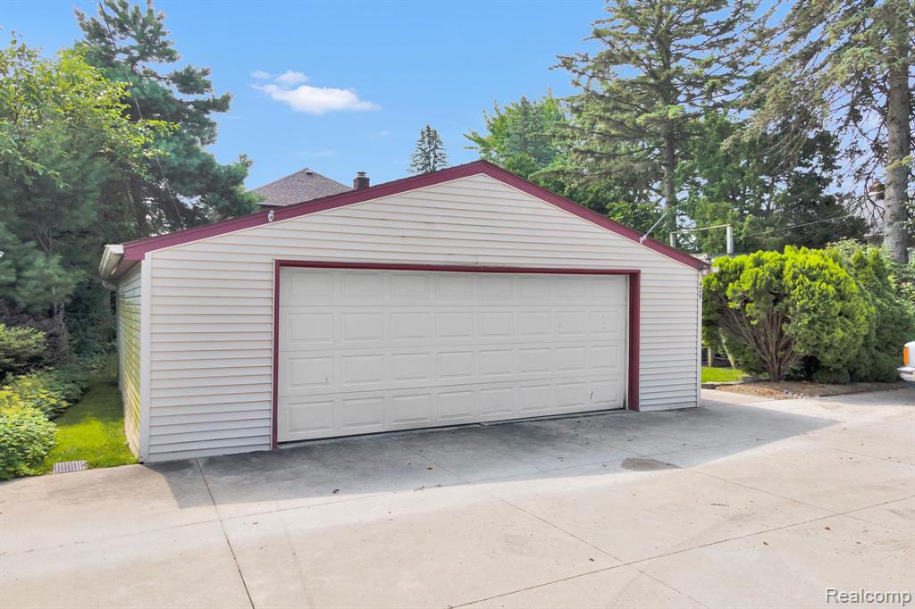 429 Edgewater, Algonac, MI 48001 — Photo 26