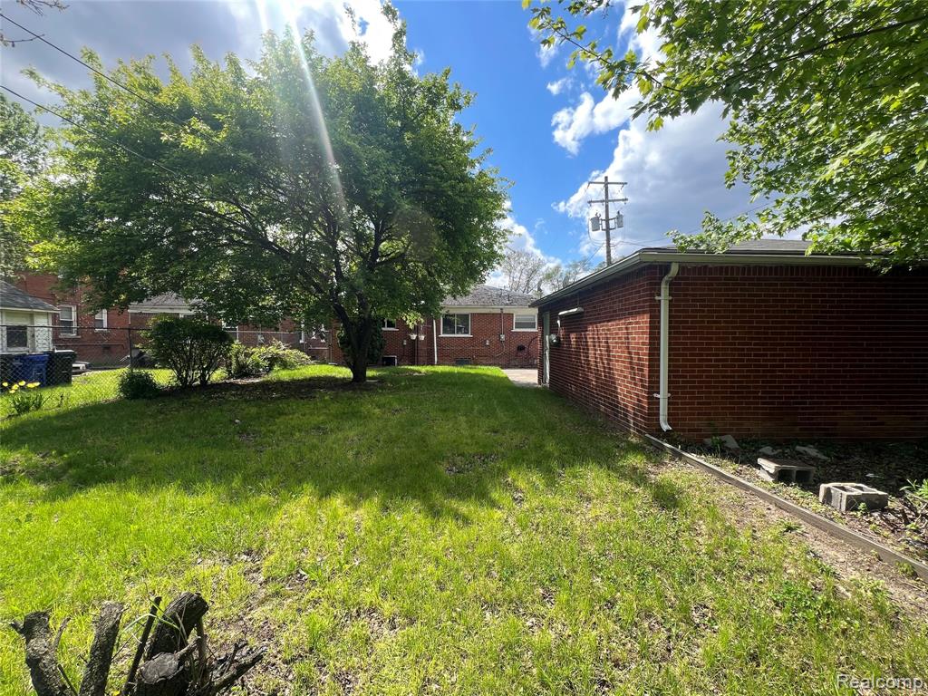 9414 Appoline Street, Detroit, MI 48228 — Photo 6