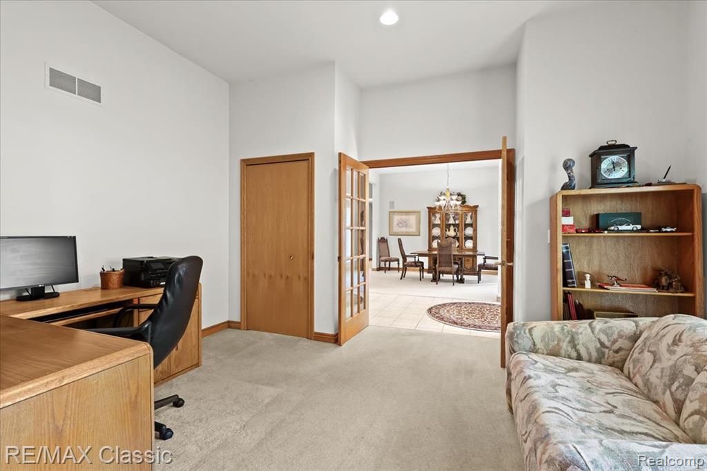 4160 Rolling Pines Court, Commerce Twp, MI 48382 — Photo 38