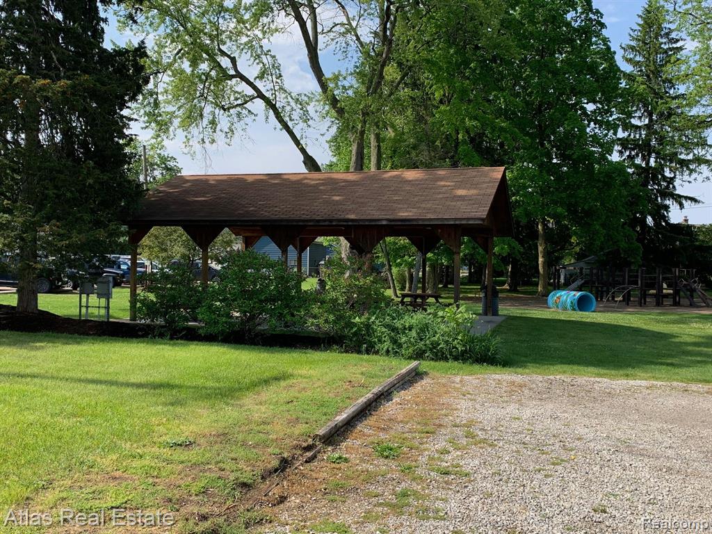 437 MILL Street, Ortonville, MI — Photo 4