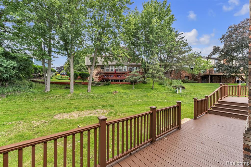 5310 Pond Bluff Drive, West Bloomfield, MI 48323 — Photo 80