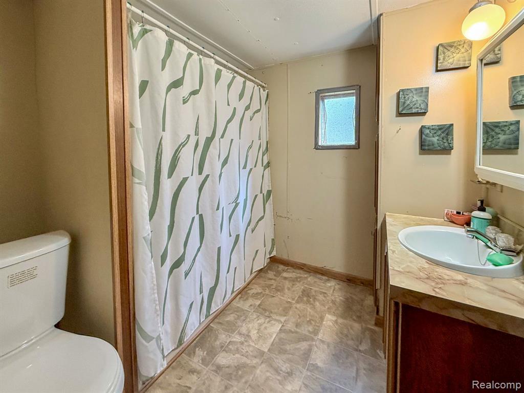 435 Rustic Lane S, Belleville, MI 48111 — Photo 14