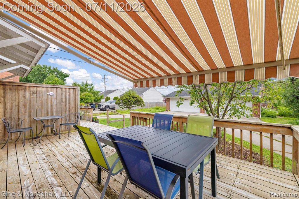 679 NEFF Road, Grosse Pointe, MI 48230 — Photo 42