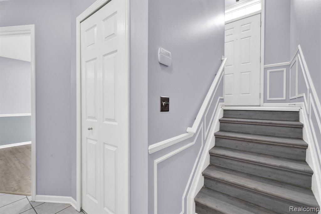 42849 Richmond Drive, Sterling Heights, MI 48313 — Photo 37