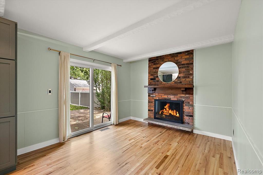 754 W Baker Avenue, Commerce Twp, MI — Photo 5
