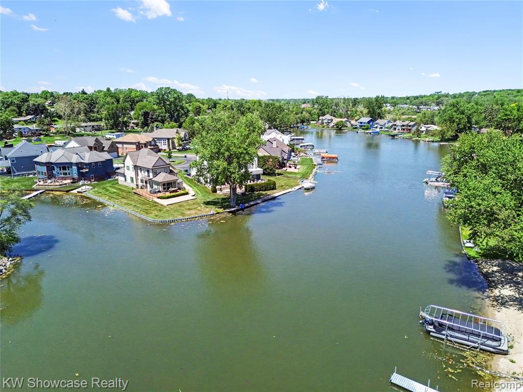 474 Beverly Island Drive, Waterford, MI 48328 — Photo 56