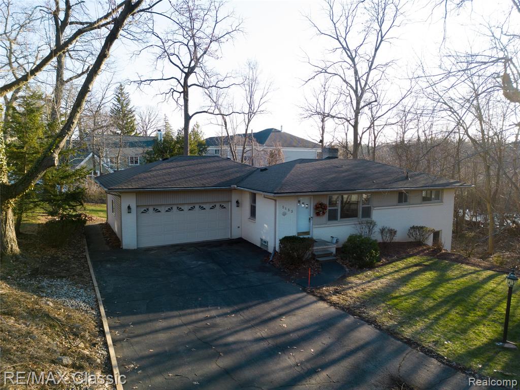5155 Daron Lane, West Bloomfield, MI 48324 — Photo 31