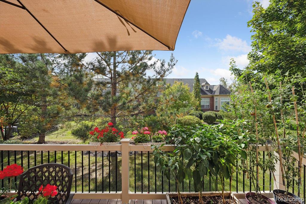 4227 LONEBRIDGE Circle, Canton, MI 48188 — Photo 44
