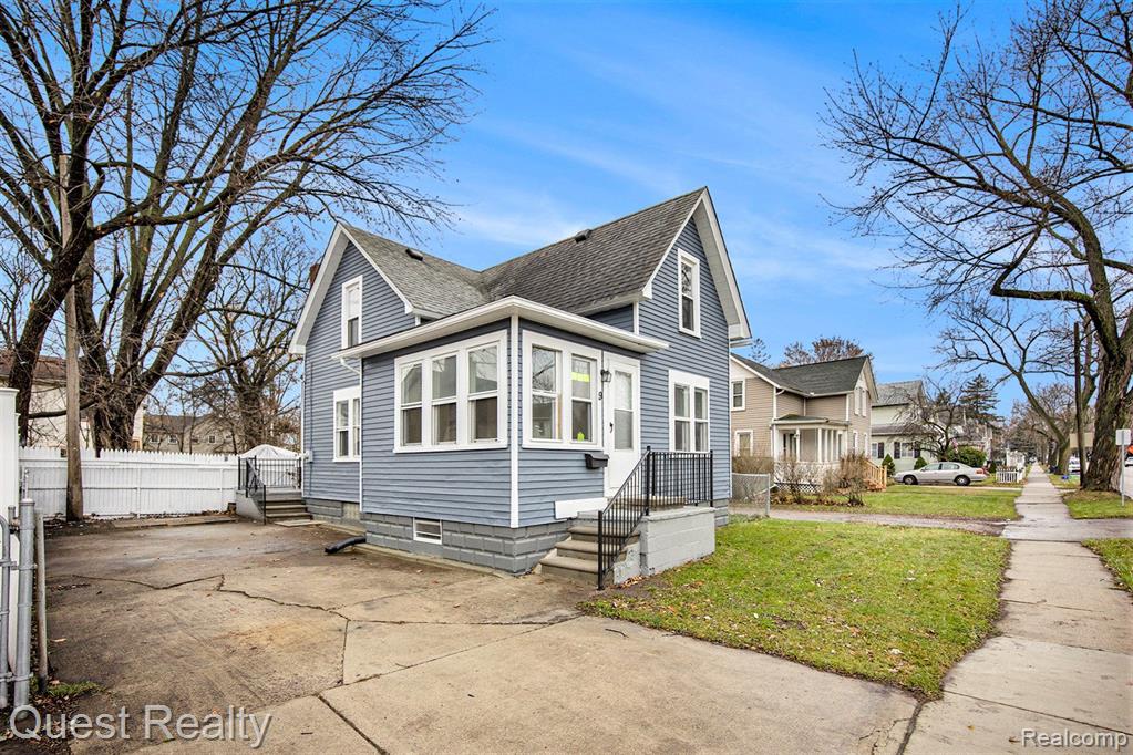 9 Hubbard, Mount Clemens, MI 48043 — Photo 26